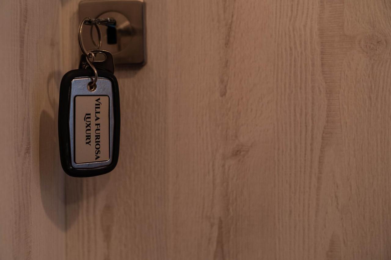 Apartament Furiosa Luxury *